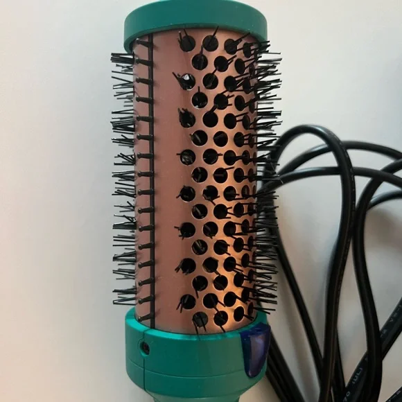 Calista Ombre Gemstone FAUXblo Heated Airless Blowout Brush. GIFT w/purcase‼️ - Picture 3 of 11